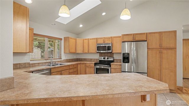 150 E Shadow Lane, Shelton, WA 98584