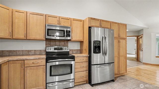 150 E Shadow Lane, Shelton, WA 98584