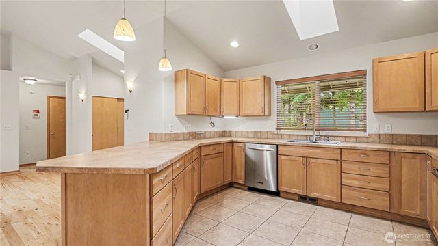 150 E Shadow Lane, Shelton, WA 98584