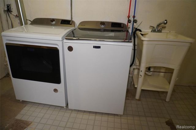 42345 E Leo Street 242, Clinton Township, MI 48038