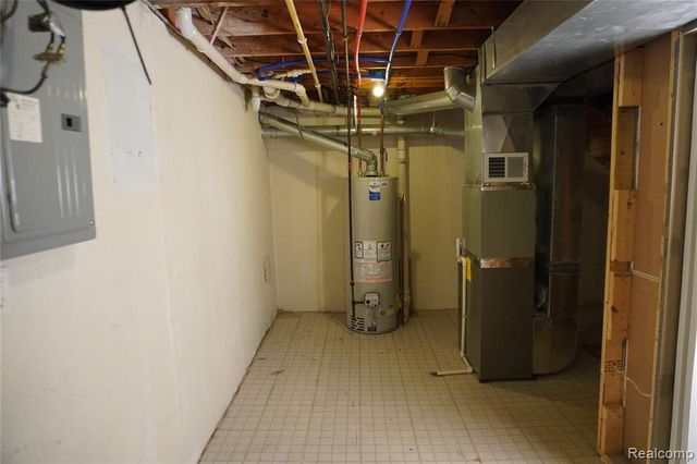 42345 E Leo Street 242, Clinton Township, MI 48038