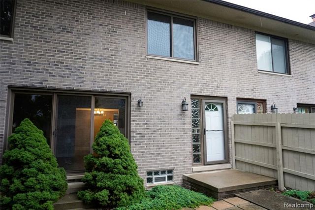 42345 E Leo Street 242, Clinton Township, MI 48038
