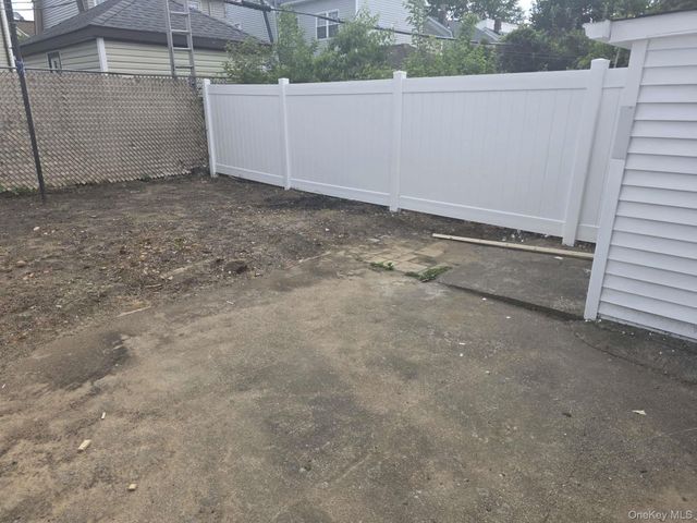 89-81 217th Street, Queens Village, NY 11427