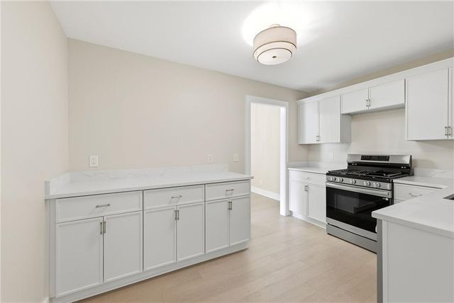 2632 Peachtree Road NW 304B, Atlanta, GA 30305