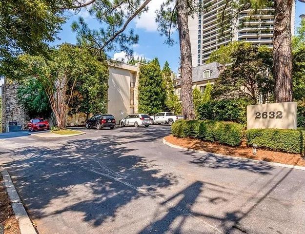 2632 Peachtree Road NW 304B, Atlanta, GA 30305
