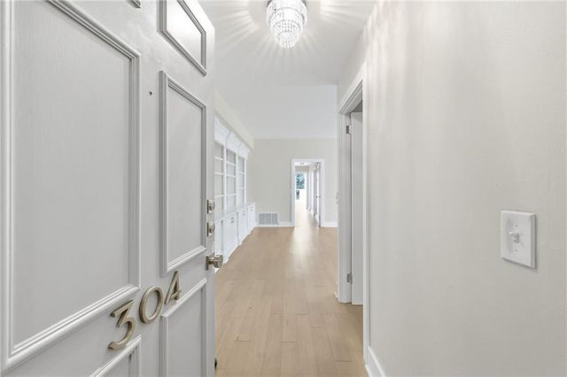 2632 Peachtree Road NW 304B, Atlanta, GA 30305