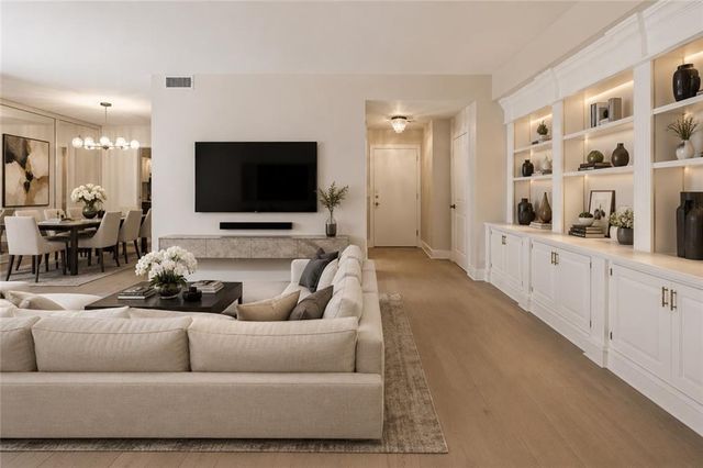 2632 Peachtree Road NW 304B, Atlanta, GA 30305