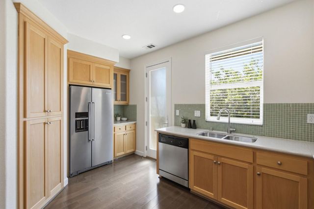 588 Santa Rosalia Terrace, Sunnyvale, CA 94085