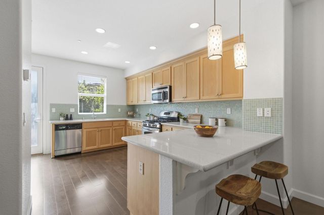 588 Santa Rosalia Terrace, Sunnyvale, CA 94085