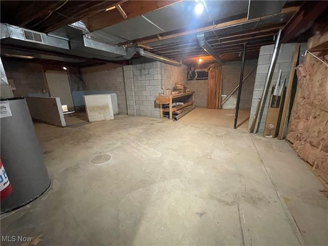 1193 Edgewood Circle NW, Carrollton, OH 44615