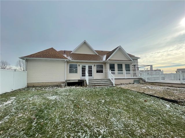 1193 Edgewood Circle NW, Carrollton, OH 44615