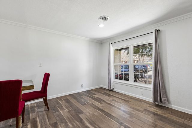 2141 Ridgeview Street, Fort Worth, TX 76119