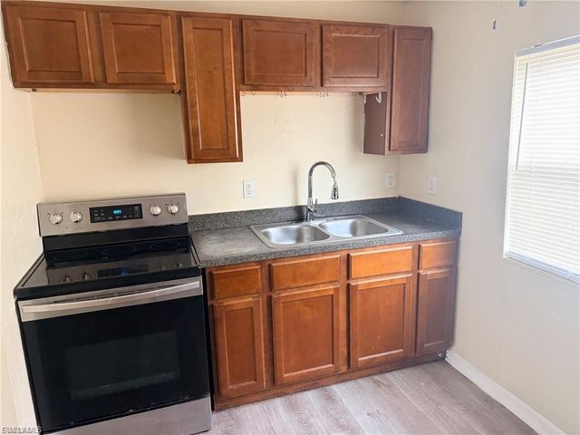 332 Stockton ST, North Fort Myers, FL 33903