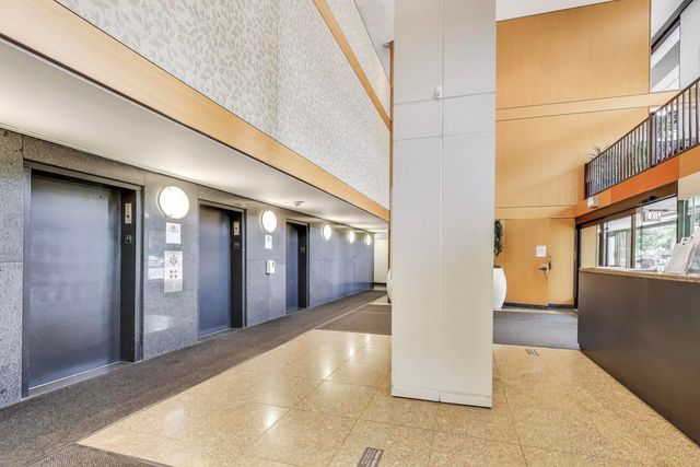 4343 N Clarendon Avenue 1408, Chicago, IL 60613