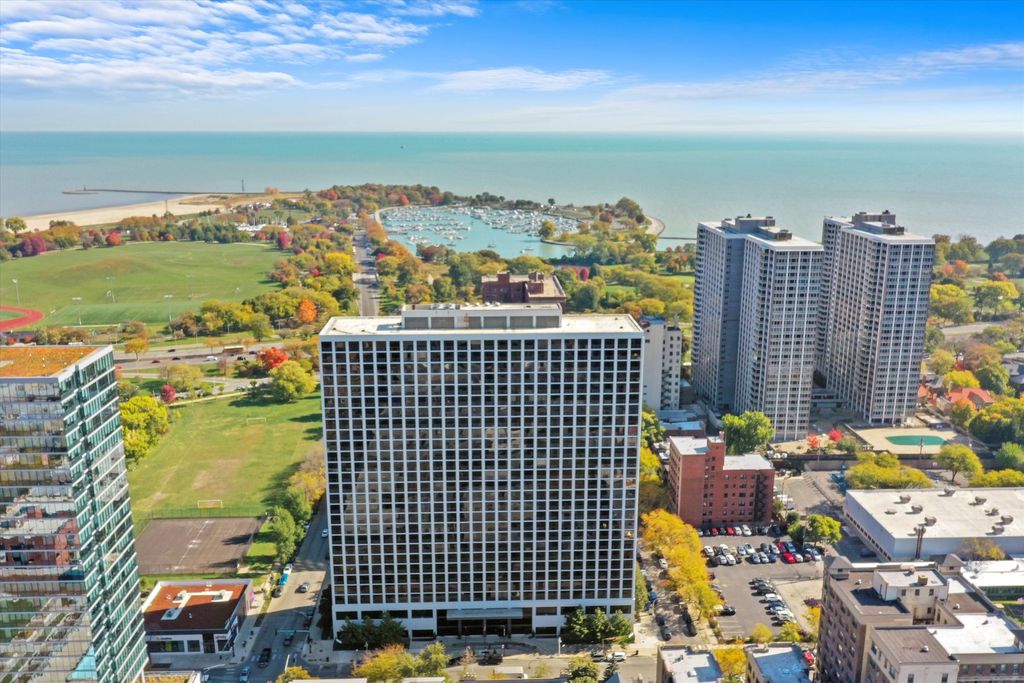 4343 N Clarendon Avenue 1408, Chicago, IL 60613