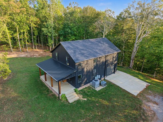 2561 Cold Springs Rd, Lafayette, TN 37083