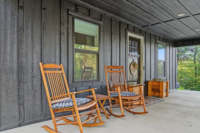 2561 Cold Springs Rd, Lafayette, TN 37083