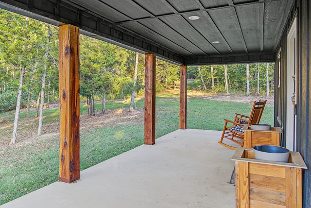 2561 Cold Springs Rd, Lafayette, TN 37083