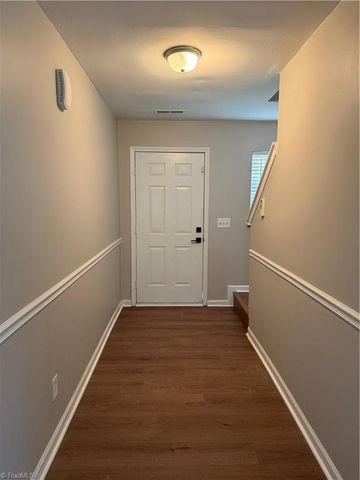 157 Dunbarton Court, Winston-salem, NC 27107