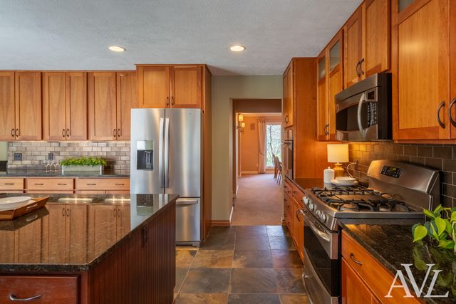 6250 Cannon Highlands Drive NE, Belmont, MI 49306