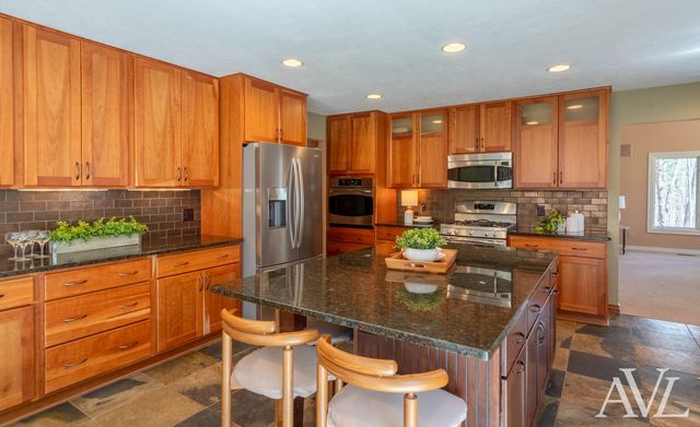 6250 Cannon Highlands Drive NE, Belmont, MI 49306