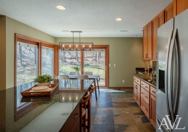 6250 Cannon Highlands Drive NE, Belmont, MI 49306