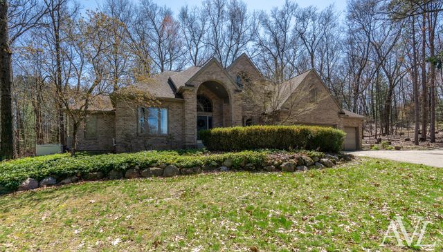 6250 Cannon Highlands Drive NE, Belmont, MI 49306