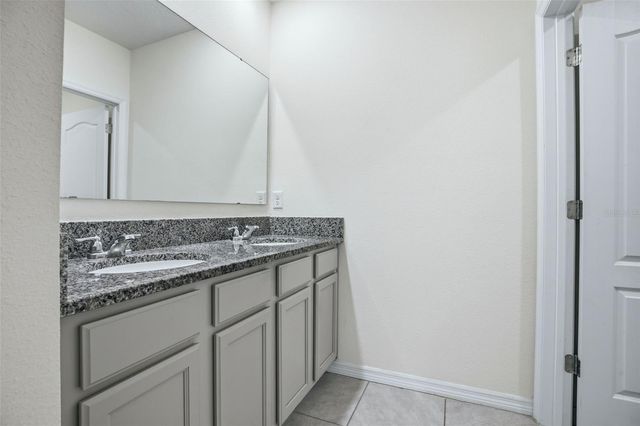 11338 AMBER RIDGE DRIVE, Zellwood, FL 32798