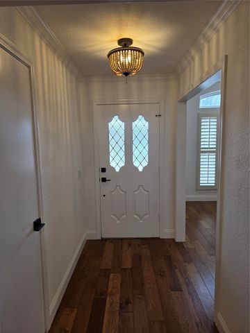 10168 Stoneleigh Drive, Benbrook, TX 76126