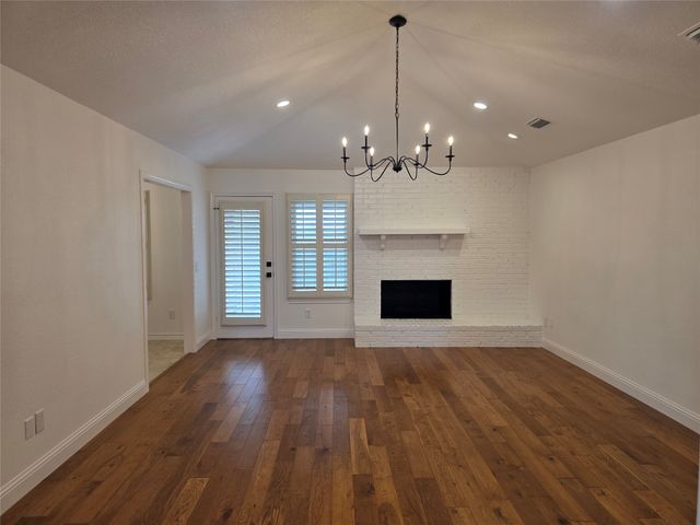 10168 Stoneleigh Drive, Benbrook, TX 76126