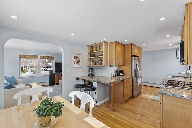 26 Long Lake Rd, Littleton, MA 01460