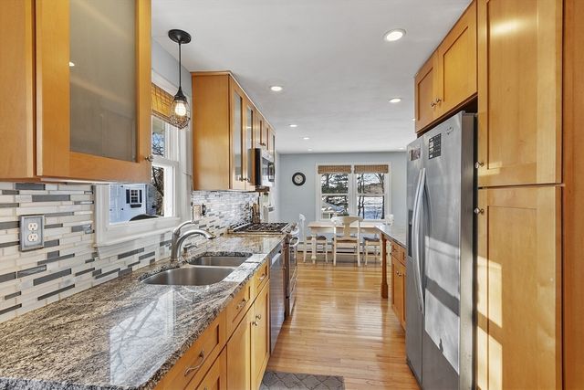 26 Long Lake Rd, Littleton, MA 01460