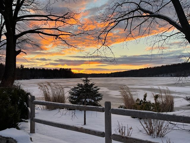 26 Long Lake Rd, Littleton, MA 01460