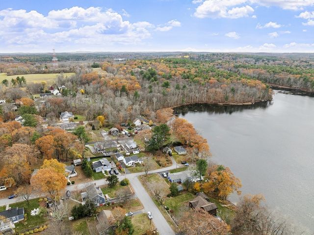 26 Long Lake Rd, Littleton, MA 01460