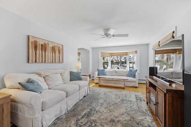 26 Long Lake Rd, Littleton, MA 01460