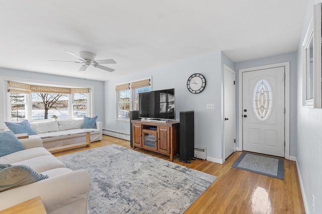 26 Long Lake Rd, Littleton, MA 01460