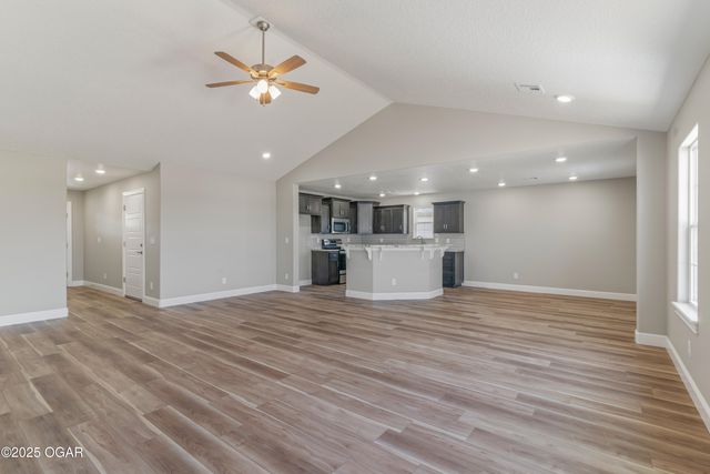 1220 Sheila Ann Drive, Carthage, MO 64836
