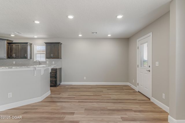 1220 Sheila Ann Drive, Carthage, MO 64836