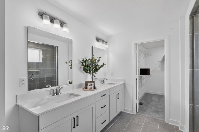2395 Red Squirrel Way, Zionsville, IN 46077