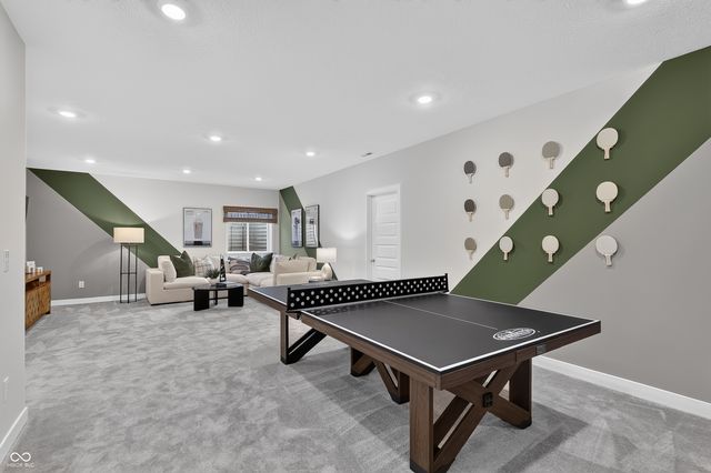 2395 Red Squirrel Way, Zionsville, IN 46077