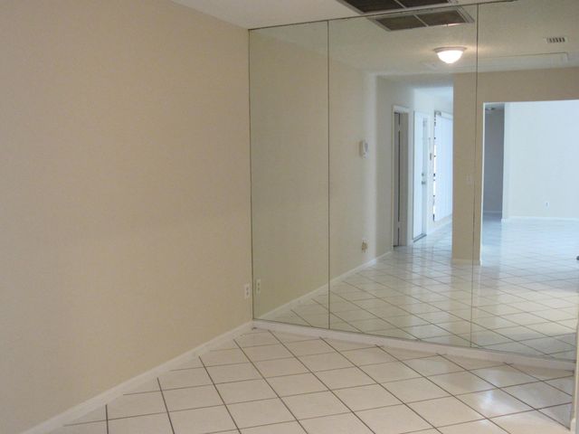 1065 Manor Drive, Palm Springs, FL 33461