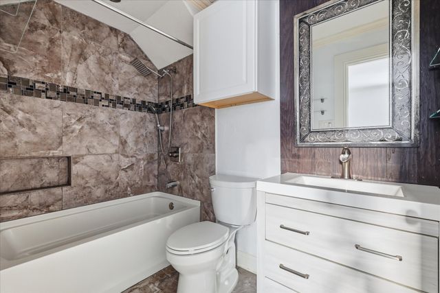 5552 N Colony Boulevard, The Colony, TX 75056