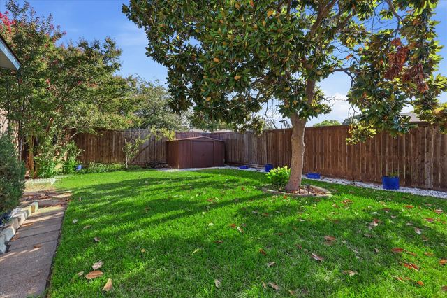 5552 N Colony Boulevard, The Colony, TX 75056