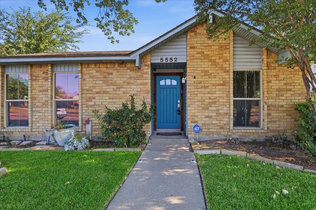 5552 N Colony Boulevard, The Colony, TX 75056