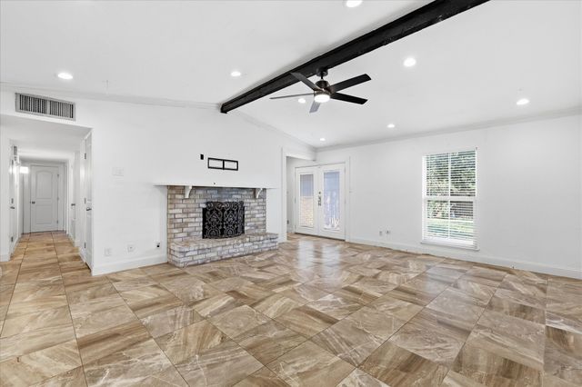 5552 N Colony Boulevard, The Colony, TX 75056