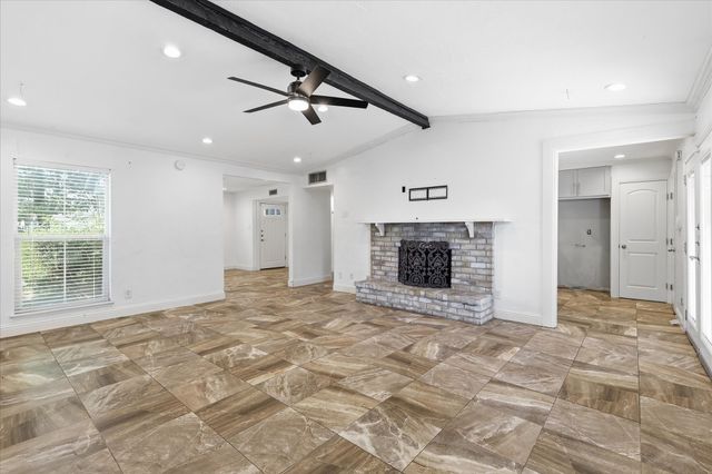 5552 N Colony Boulevard, The Colony, TX 75056