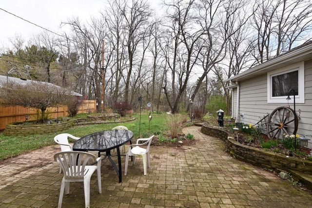 302 W Hunt AVENUE, Twin Lakes, WI 53181