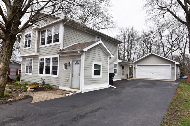 302 W Hunt AVENUE, Twin Lakes, WI 53181
