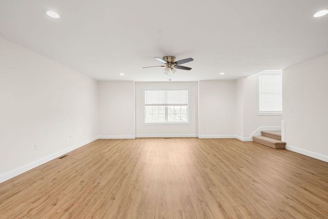 71B Terraceview Drive, Hudson, NH 03051