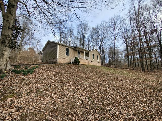 2401 Patterson Rd, Woodlawn, TN 37191